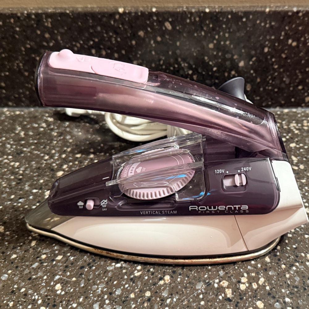 Rowenta Travel Iron - Pro Compact